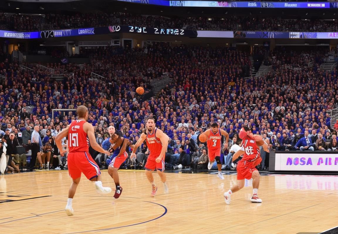 2020年NBA快船VS太阳巅峰对决：激情燃烧的篮球佳话