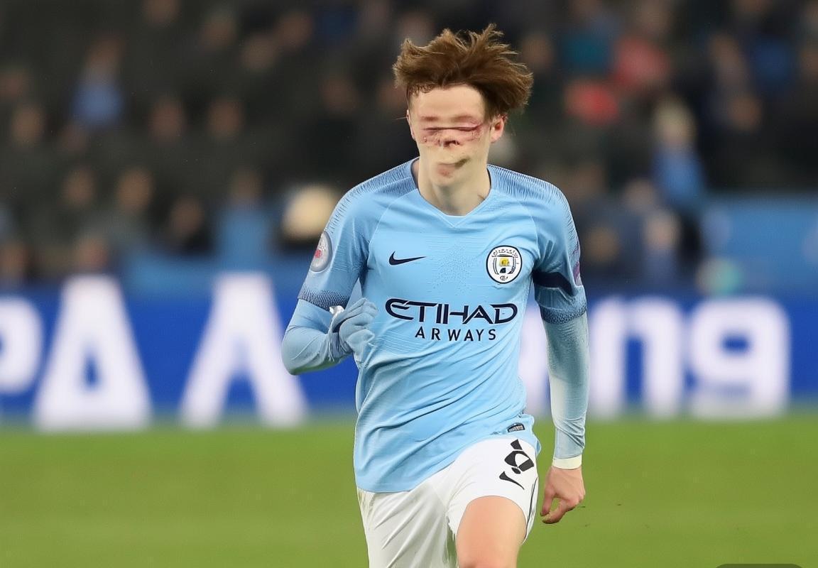 福登成长之路：从青训新星到英超巨星的蜕变历程(图2)