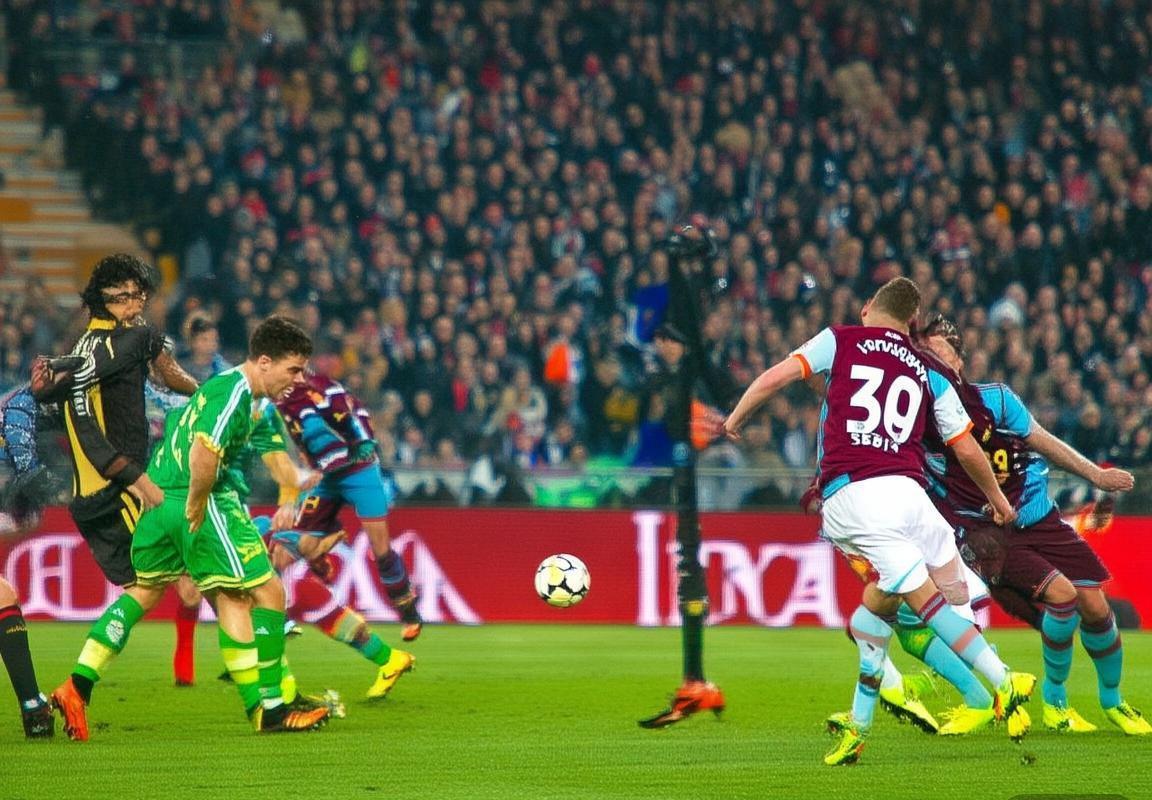 拜仁慕尼黑VS西汉姆联：欧冠激情对决，球星传奇对决前瞻(图5)